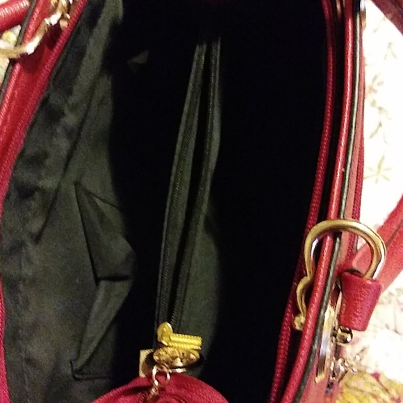 Danbaoly Red Purse - Picture 7 of 9